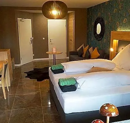 Diamond Hotel