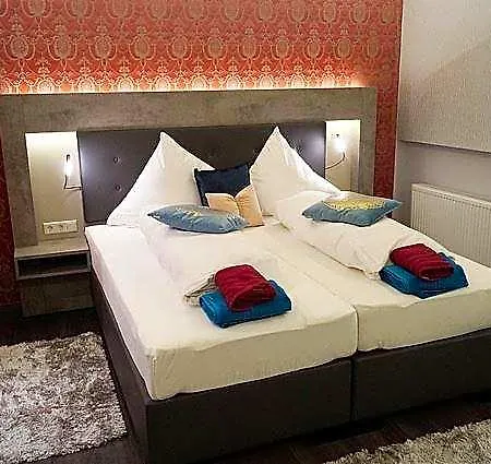 Diamond Hotel